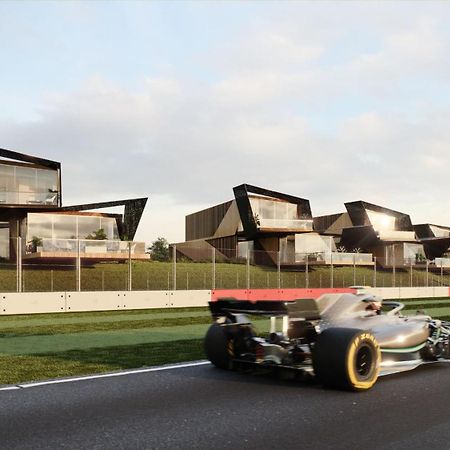 Escapade Silverstone Towcester Eksteriør billede
